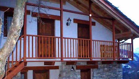 Eco Chalet Maison Dominique Challand-Saint-Anselme Ngoại thất bức ảnh