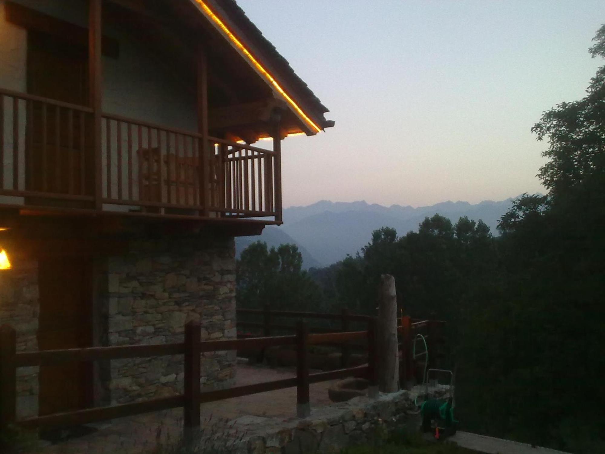 Eco Chalet Maison Dominique Challand-Saint-Anselme Ngoại thất bức ảnh